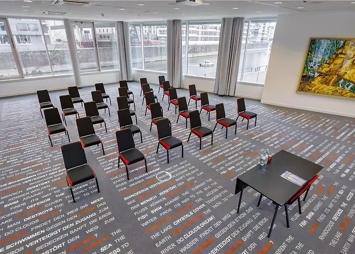 Hotel Art Cologne, By Park Plaza *