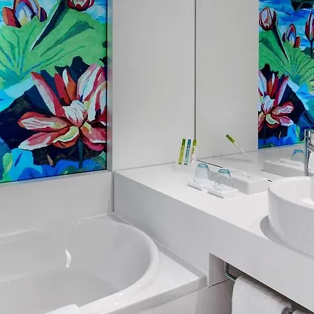 Hotel Art Cologne, By Park Plaza *