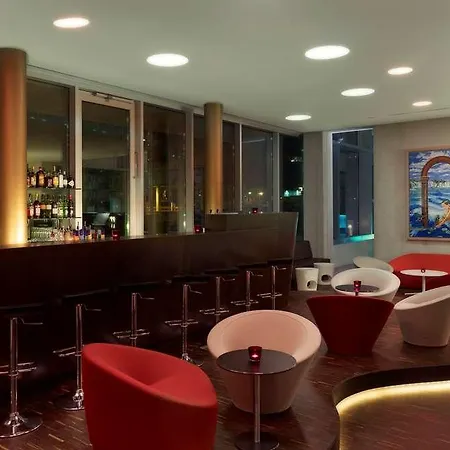 Art Cologne, By Park Plaza Hotel
