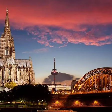 Hotel Art Cologne, By Park Plaza Kolín nad Rýnem