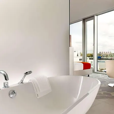 Art Cologne, By Park Plaza *