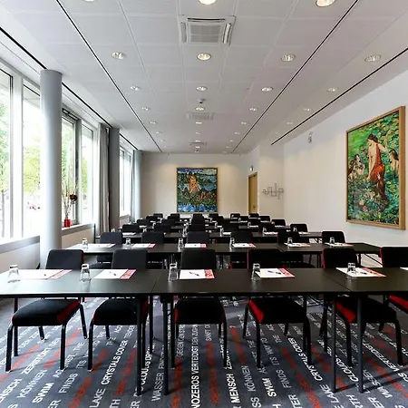 Art Cologne, By Park Plaza * Colónia