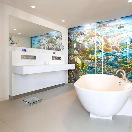 Hotel Art Cologne, By Park Plaza *