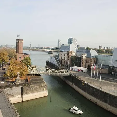 Hotel Art Cologne, By Park Plaza Kolín nad Rýnem