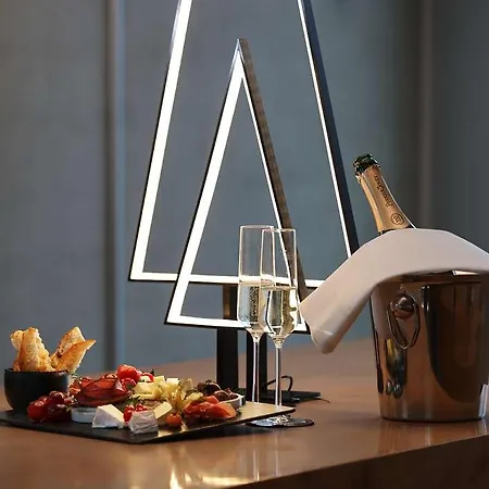 Art Cologne, By Park Plaza