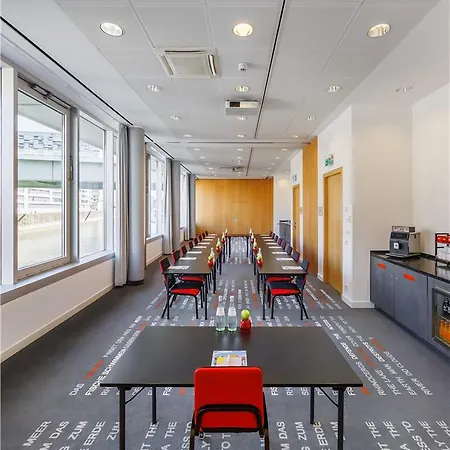 Art Cologne, By Park Plaza Hotel *