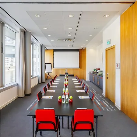 Art Cologne, By Park Plaza *