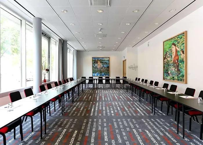 Art Cologne, By Park Plaza *