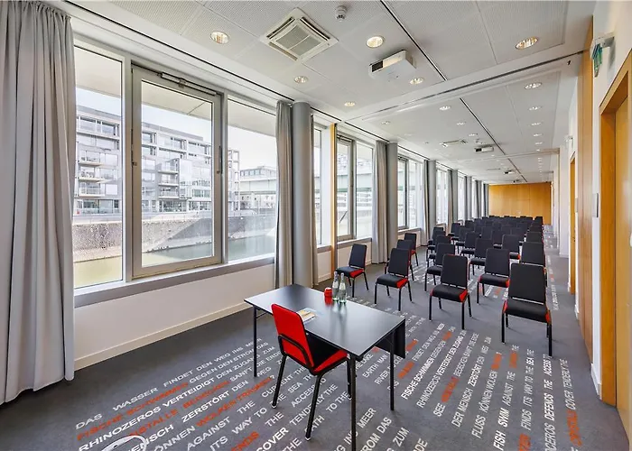 Art Cologne, By Park Plaza Hotel *