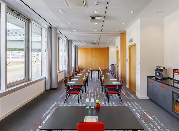 Art Cologne, By Park Plaza Hotel *