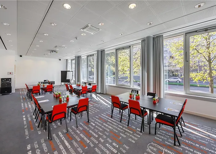 Art Cologne, By Park Plaza *