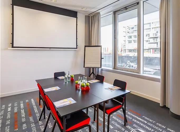 Art Cologne, By Park Plaza