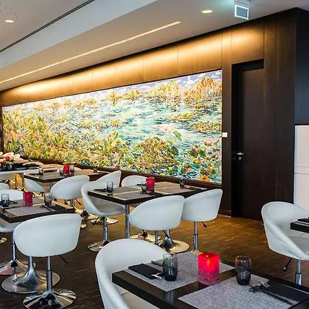Art Cologne, By Park Plaza Отель