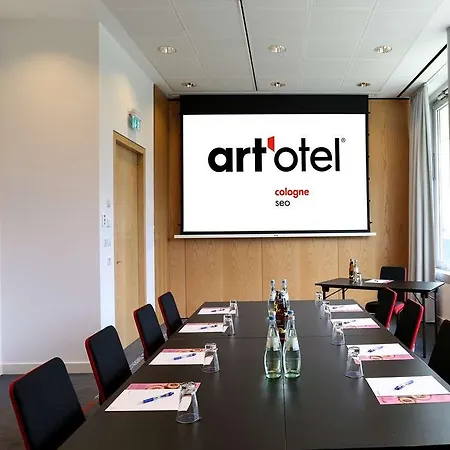 Отель Art Cologne, By Park Plaza *