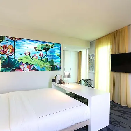 Отель Art Cologne, By Park Plaza